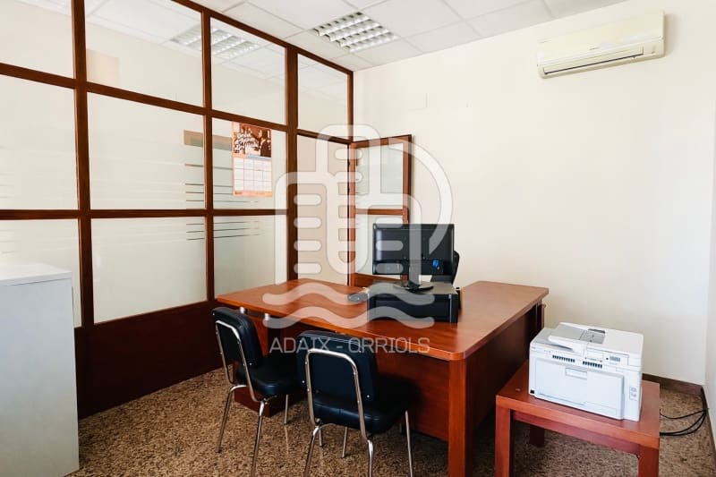 Kontor til salg i Parrillas - € 360.000 (Ref: 9720342)