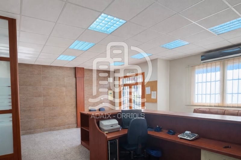 Kontor til salg i Parrillas - € 360.000 (Ref: 9720342)