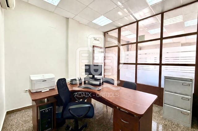 Kontor til salg i Parrillas - € 360.000 (Ref: 9720342)