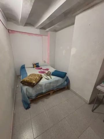 4 slaapkamer Huis te koop in Ontinyent - € 77.000 (Ref: 9781421)