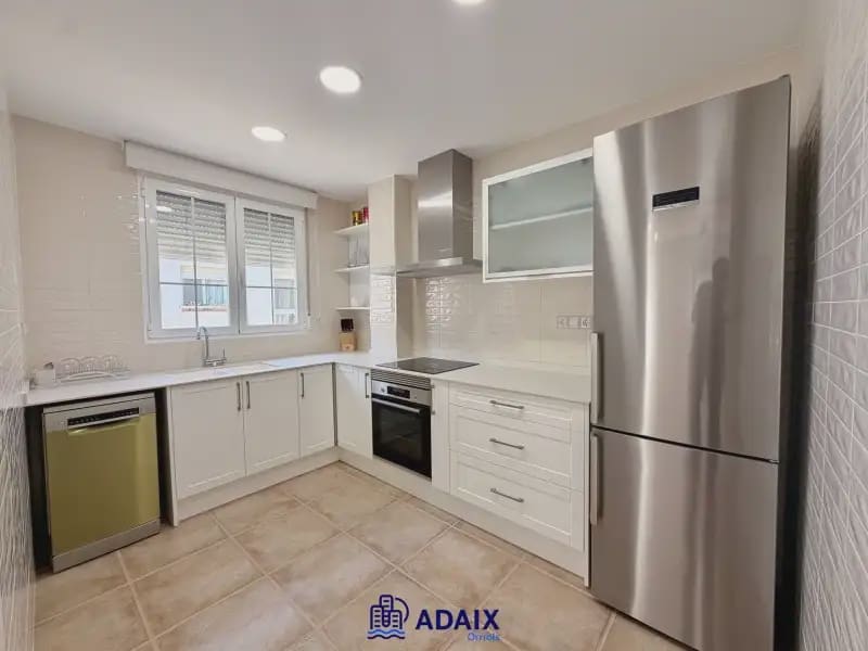 4 slaapkamer Rijtjeshuis te koop in Torreblanca met garage - € 369.000 (Ref: 9819246)