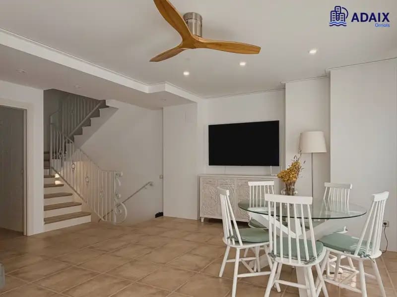 4 slaapkamer Rijtjeshuis te koop in Torreblanca met garage - € 369.000 (Ref: 9819246)