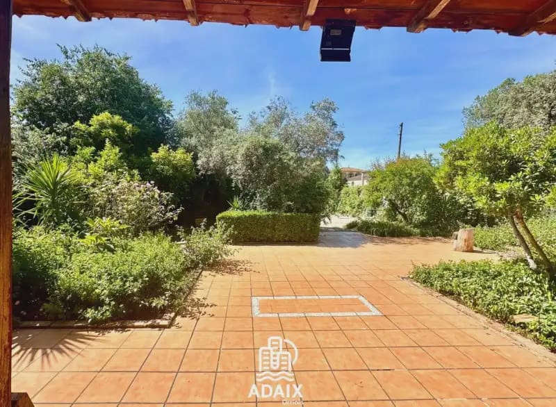 4 slaapkamer Villa te koop in Cordoba stad met garage - € 350.000 (Ref: 9876863)