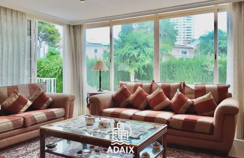 3 sovrum Semi-fristående Villa till salu i El Campello med pool garage - 900 000 € (Ref: 9911565)