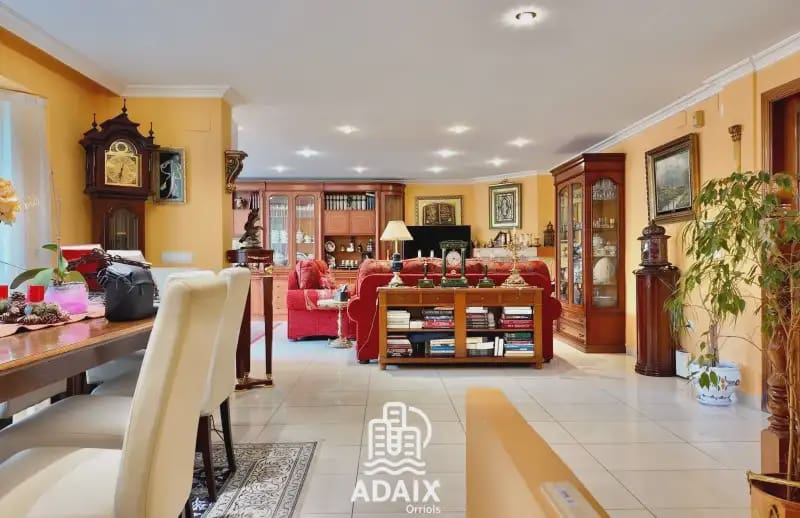 3 sovrum Semi-fristående Villa till salu i El Campello med pool garage - 900 000 € (Ref: 9911565)