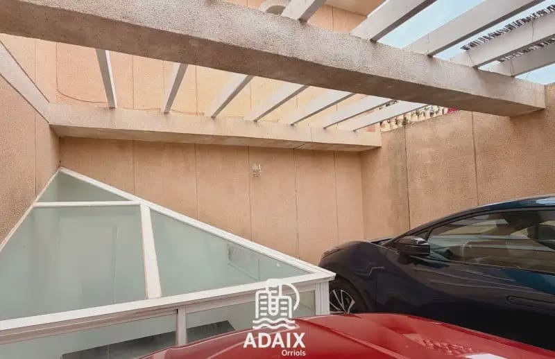 3 sovrum Semi-fristående Villa till salu i El Campello med pool garage - 900 000 € (Ref: 9911565)