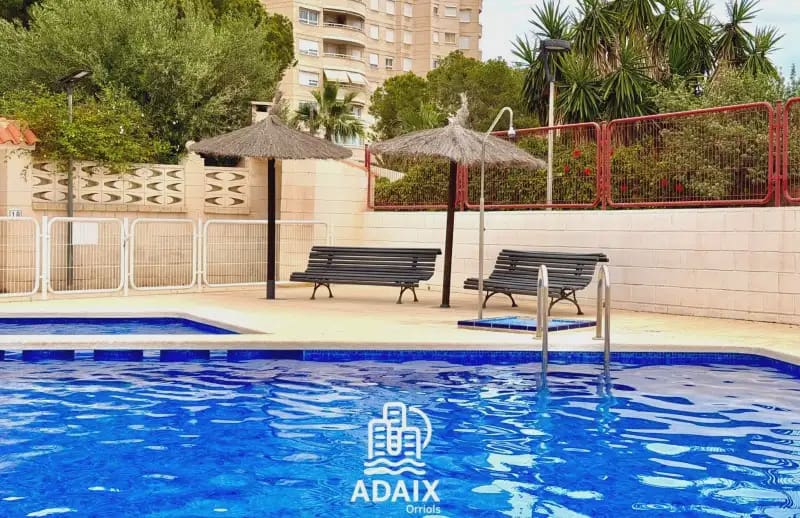 3 sovrum Semi-fristående Villa till salu i El Campello med pool garage - 900 000 € (Ref: 9911565)