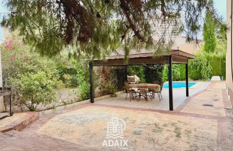 3 sovrum Semi-fristående Villa till salu i El Campello med pool garage - 900 000 € (Ref: 9911565)
