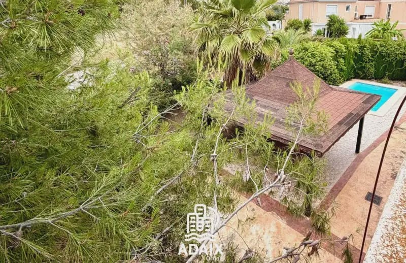 3 sovrum Semi-fristående Villa till salu i El Campello med pool garage - 900 000 € (Ref: 9911565)