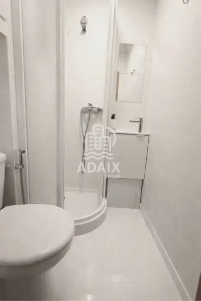 5 bedroom Flat for sale in Valencia city - € 238,000 (Ref: 9970906)