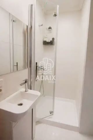 Piso de 5 habitaciones en El Calvari, València ciudad en venta - 238.000 € (Ref: 9970906)