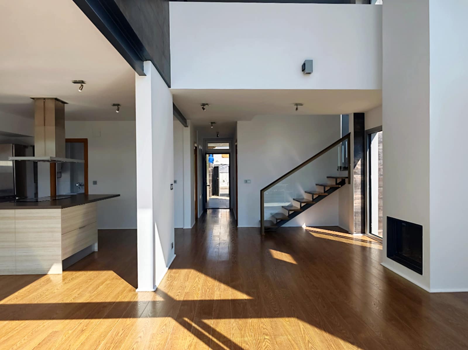 4 bedroom Townhouse for sale in Fontpineda with pool garage - € 690,000 (Ref: 9735153)