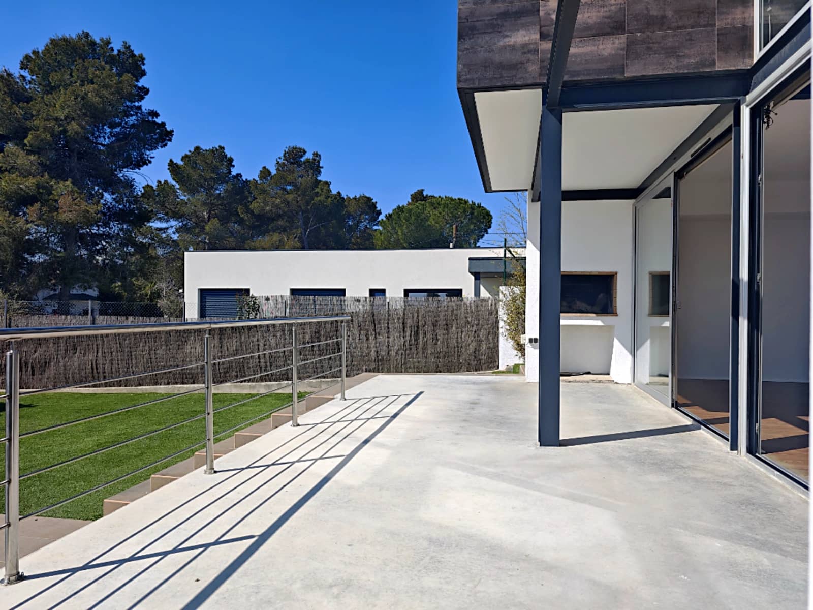 4 bedroom Townhouse for sale in Fontpineda with pool garage - € 690,000 (Ref: 9735153)