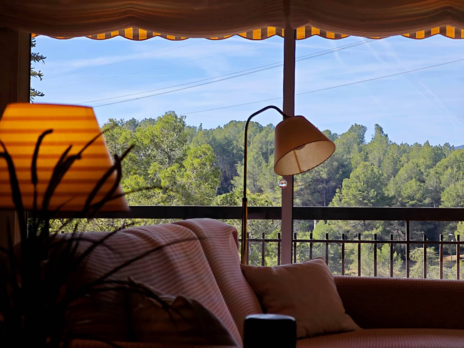 5 bedroom Villa for sale in Palleja with garage - € 539,000 (Ref: 9736251)