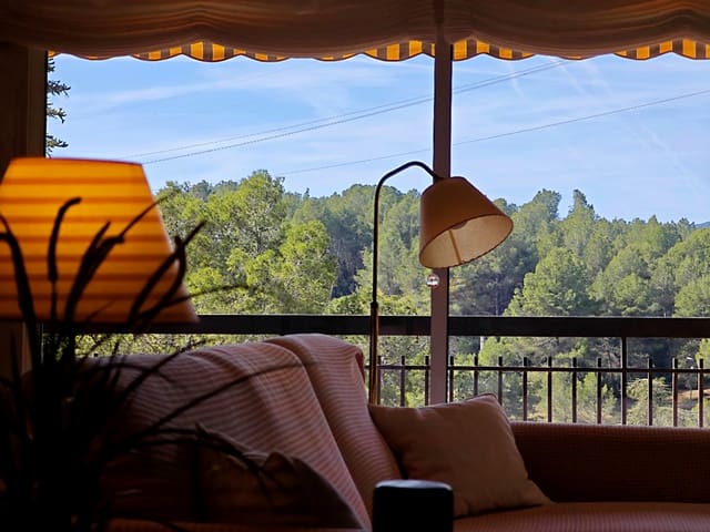 5 bedroom Villa for sale in Fontpineda with garage - € 539,000 (Ref: 9736251)