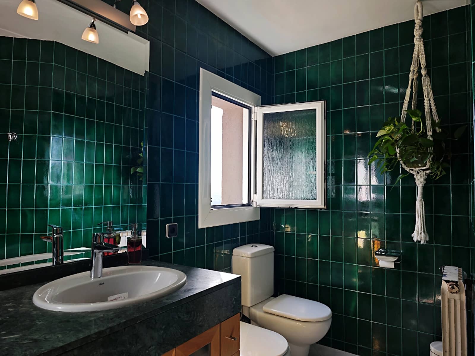 5 bedroom Villa for sale in Palleja with garage - € 539,000 (Ref: 9736251)