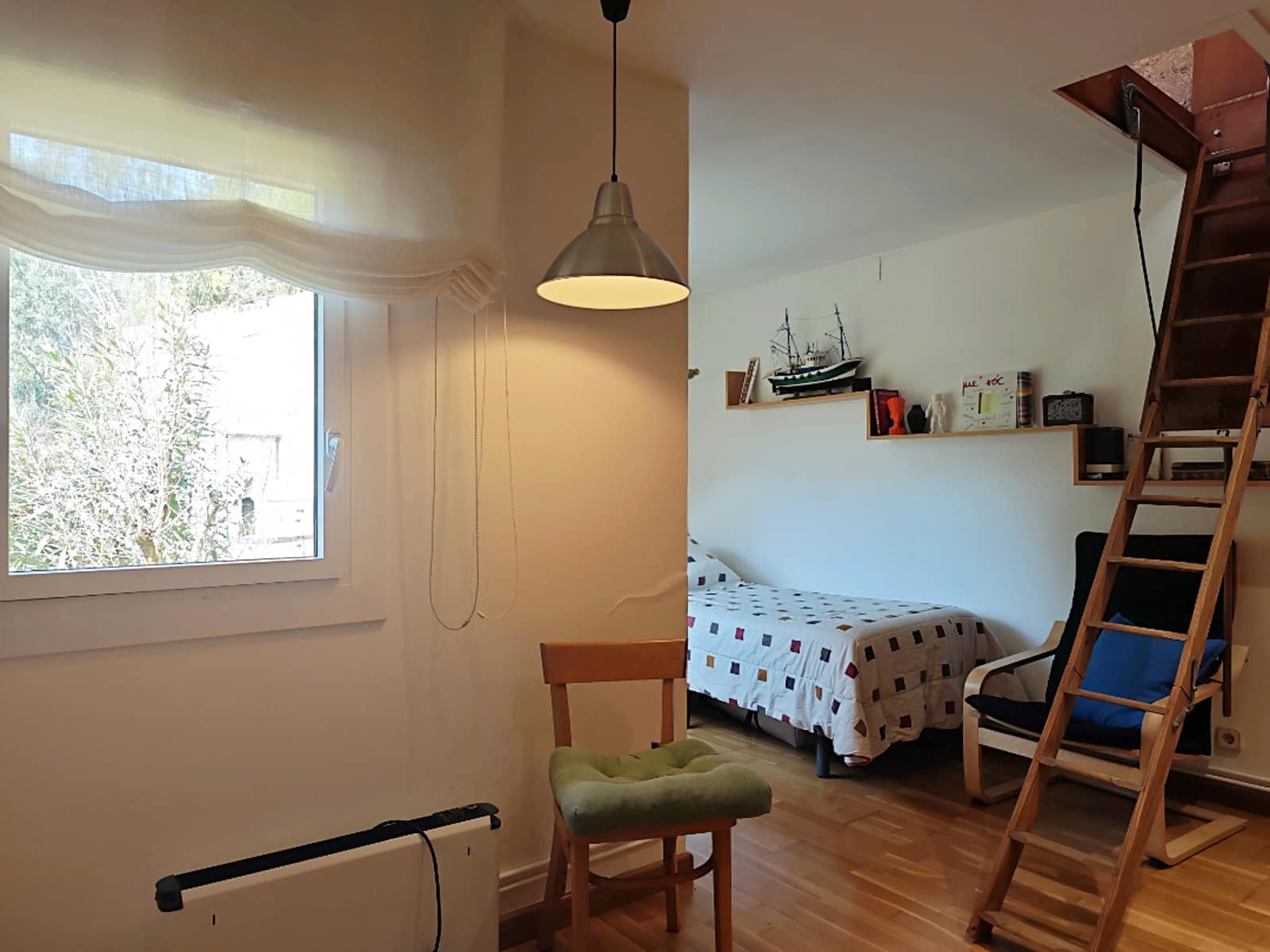 5 bedroom Villa for sale in Palleja with garage - € 539,000 (Ref: 9736251)