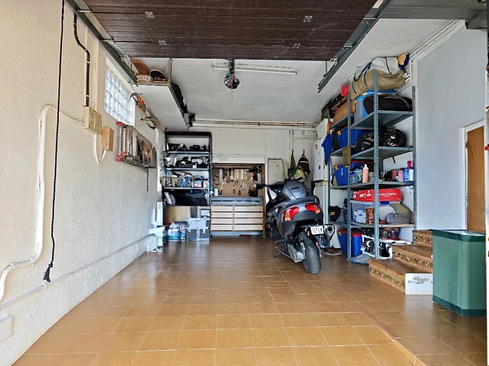 5 bedroom Villa for sale in Palleja with garage - € 539,000 (Ref: 9736251)