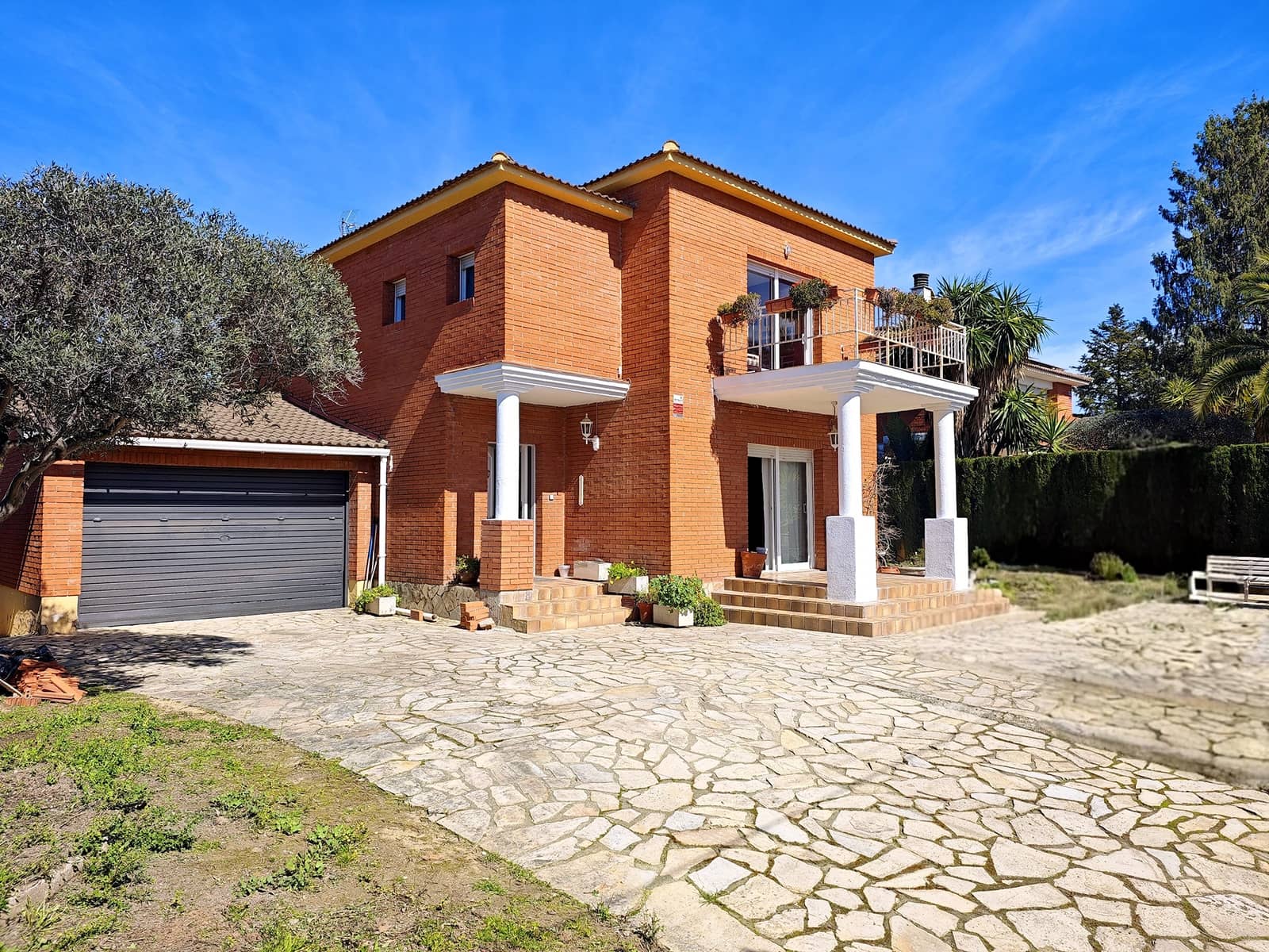 Chalet de 4 habitaciones en Fontpineda en venta con piscina garaje - 545.000 € (Ref: 9739215)