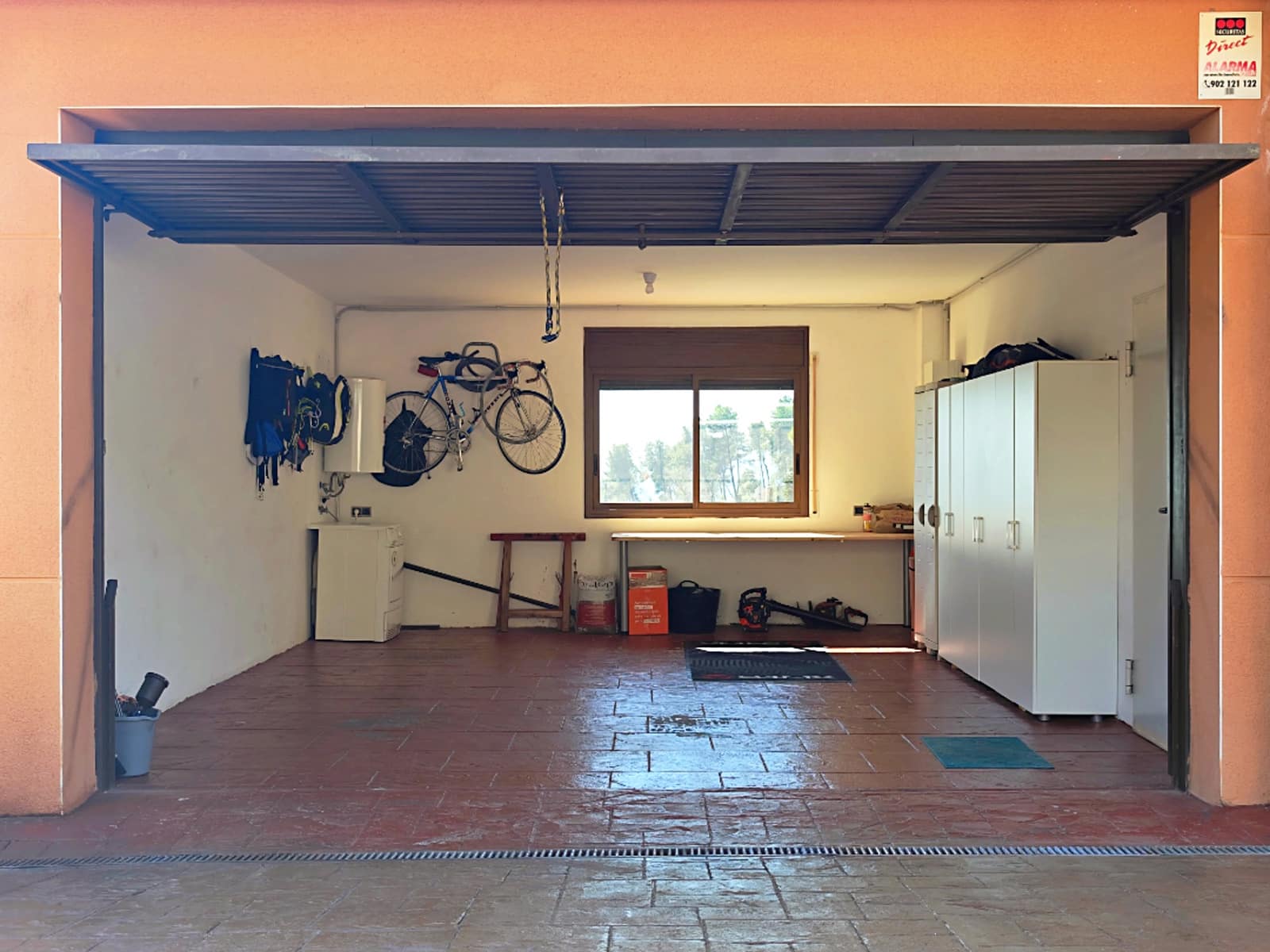 4 bedroom Villa for sale in Corbera de Llobregat with pool garage - € 495,000 (Ref: 9739246)