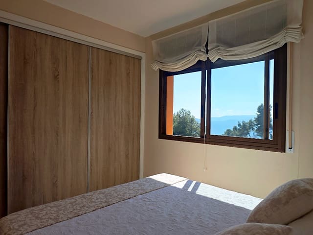 Chalet de 4 habitaciones en Corbera de Llobregat en venta con piscina garaje - 495.000 € (Ref: 9739246)