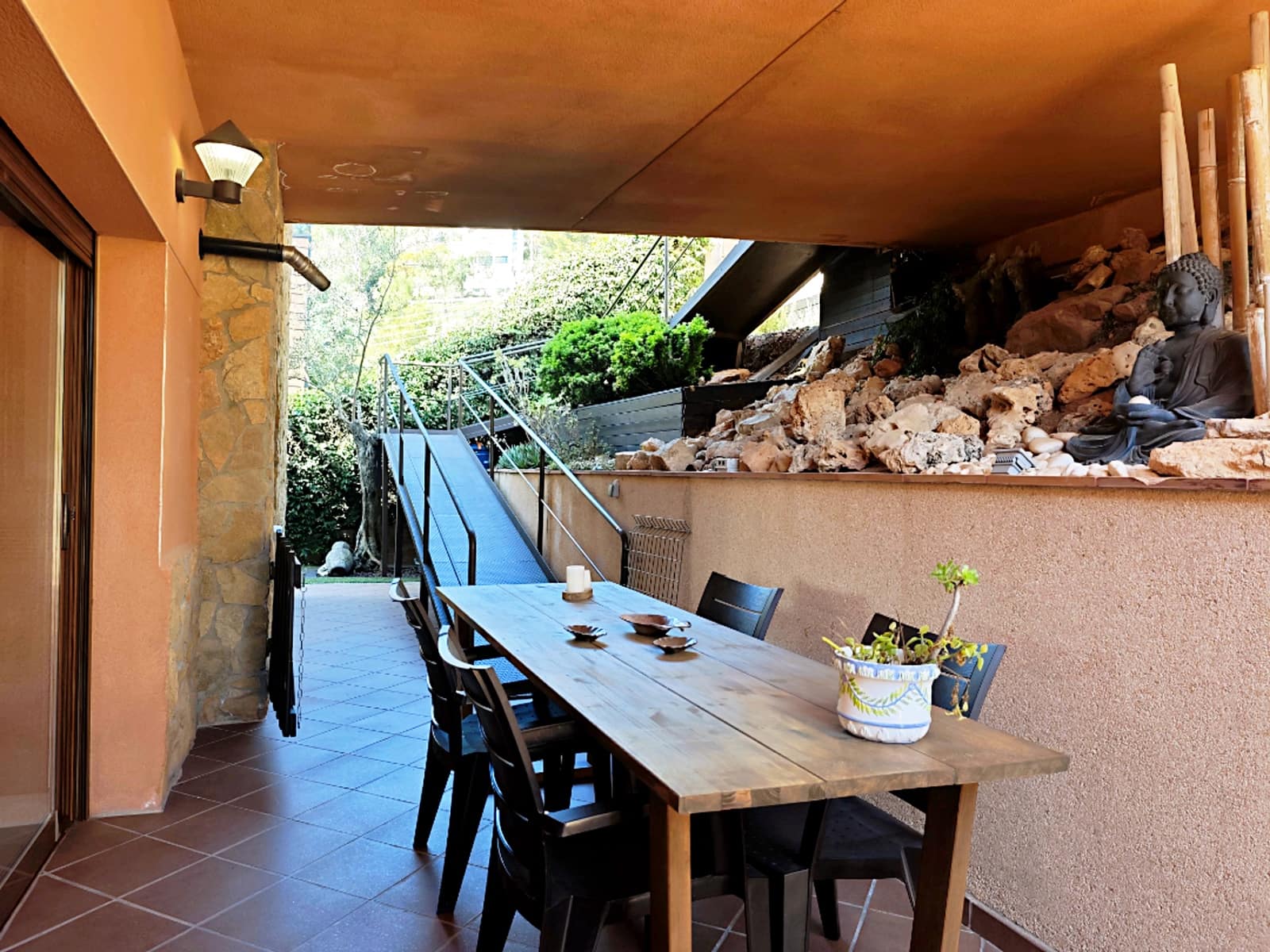 4 bedroom Villa for sale in Corbera de Llobregat with pool garage - € 495,000 (Ref: 9739246)