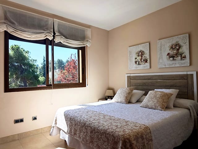 Chalet de 4 habitaciones en Corbera de Llobregat en venta con piscina garaje - 495.000 € (Ref: 9739246)