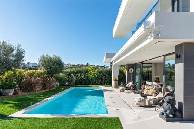 3 sovrum Hus till salu i Manilva med pool garage - 1 290 000 € (Ref: 9580111)