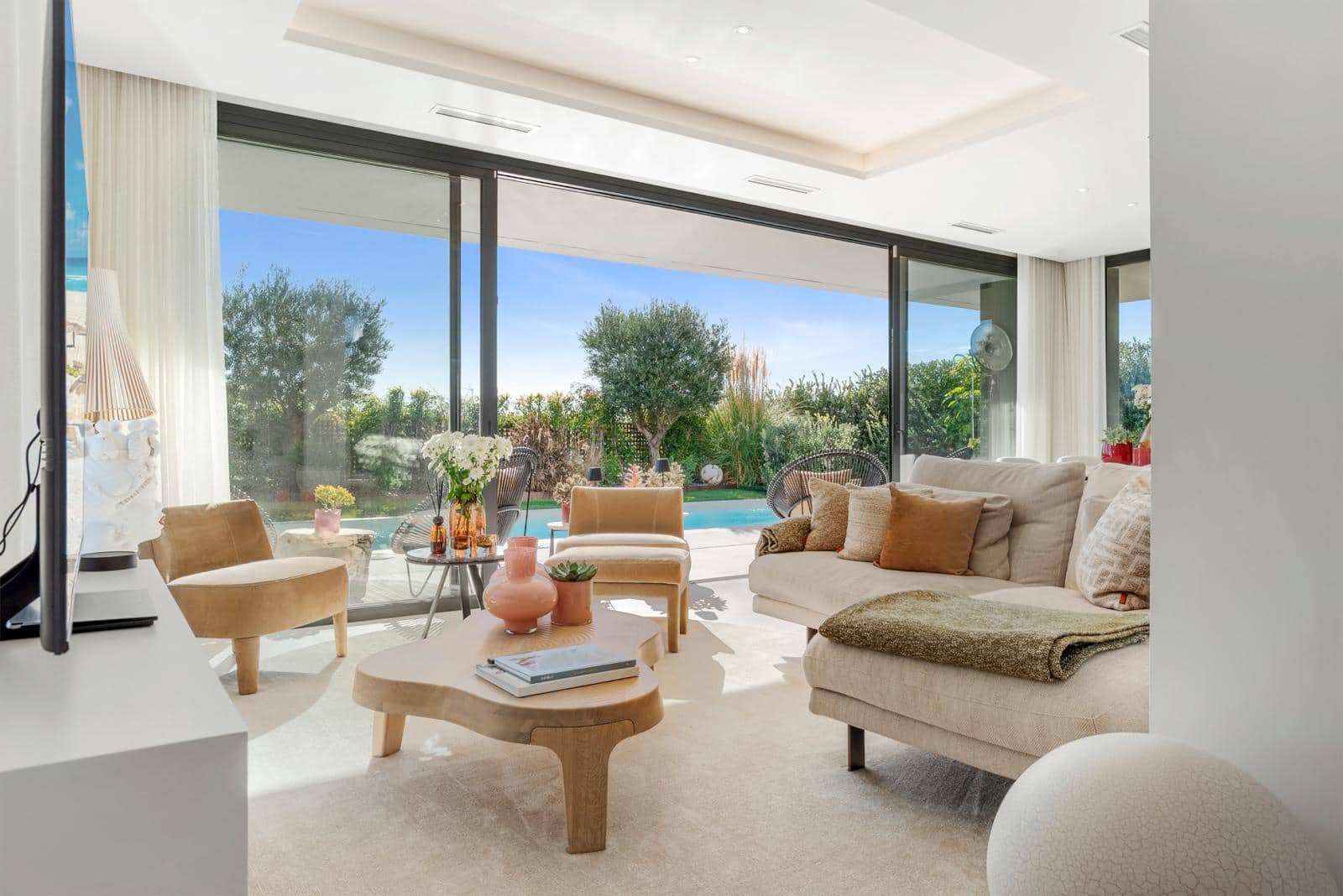 3 Zimmer Haus zu verkaufen in Manilva mit Pool Garage - 1.290.000 € (Ref: 9580111)