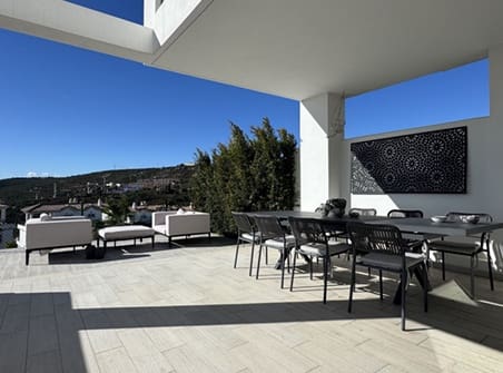 3 Zimmer Reihenhaus zu verkaufen in Manilva mit Pool Garage - 699.000 € (Ref: 9580161)