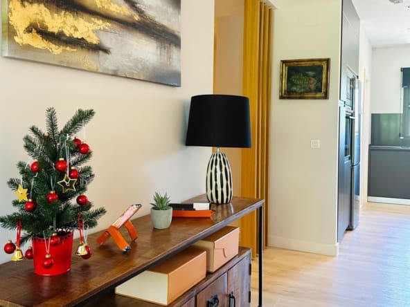 4 makuuhuone Rivitalo myytävänä paikassa San Roque mukana uima-altaan 
autotalli - 785 000 € (Ref: 9580164)