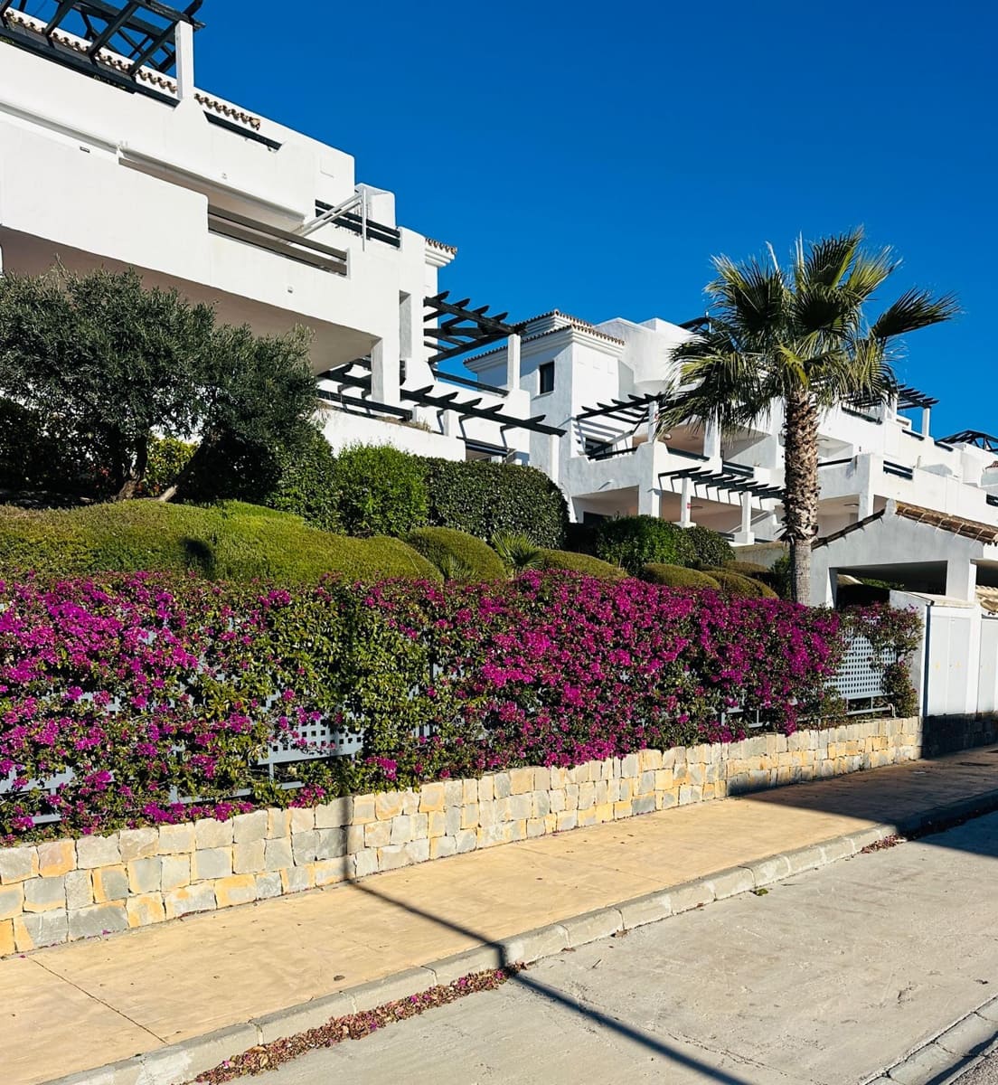 2 makuuhuone Huoneisto myytävänä paikassa Casares mukana uima-altaan 
autotalli - 360 000 € (Ref: 9581224)