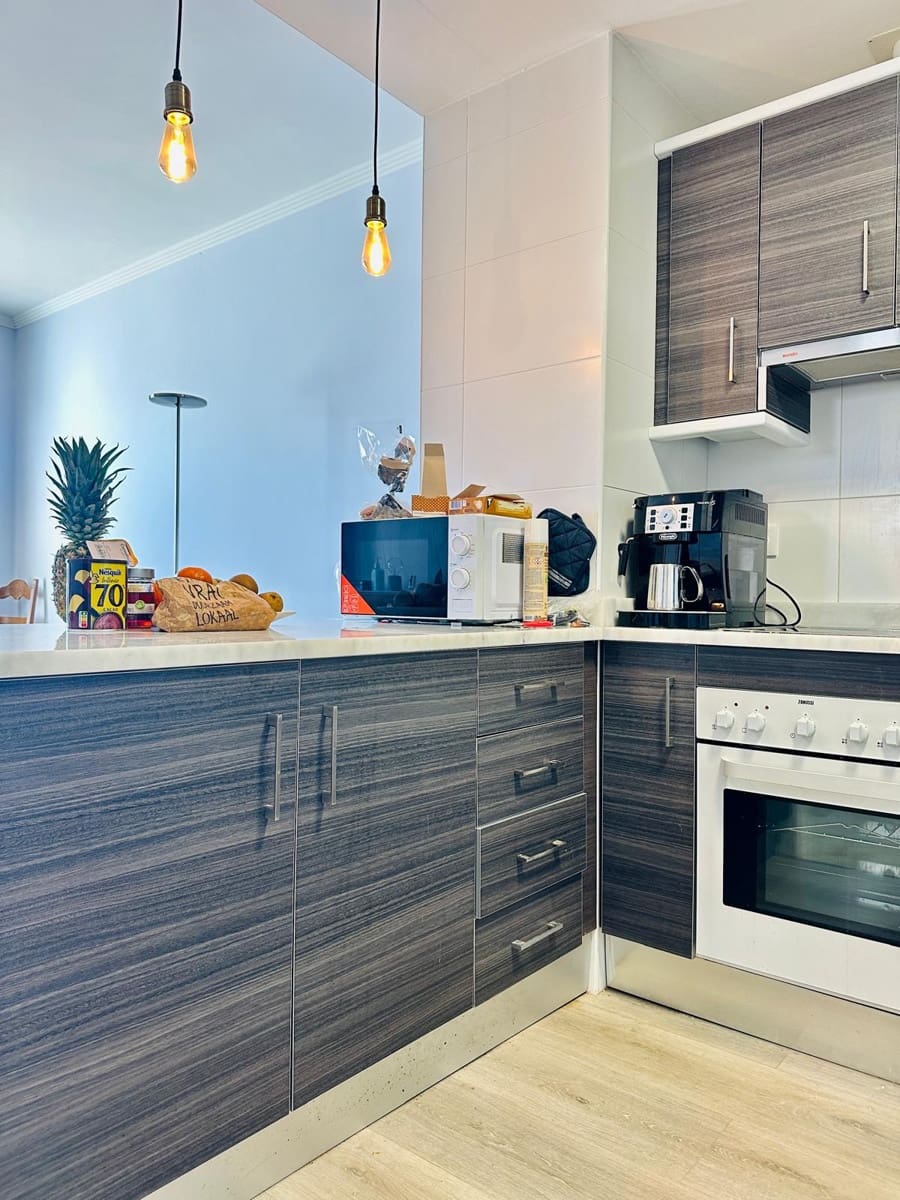 2 soverom Leilighet til salgs i Manilva med svømmebasseng garasje - € 225 000 (Ref: 9669294)