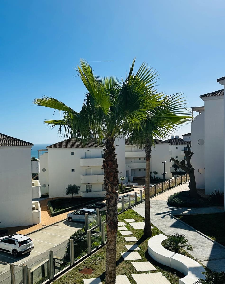 2 soverom Leilighet til salgs i Manilva med svømmebasseng garasje - € 225 000 (Ref: 9669294)