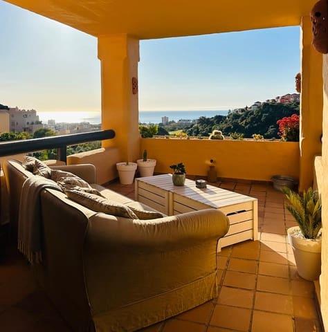 3 soverom Leilighet til salgs i Manilva med svømmebasseng garasje - € 550 000 (Ref: 9713266)