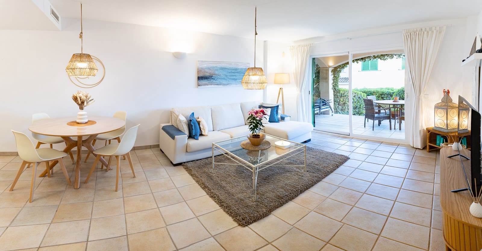 2 bedroom Apartment for rent in Cala Magrana with pool garage - € 1,800 (Ref: 9582640)