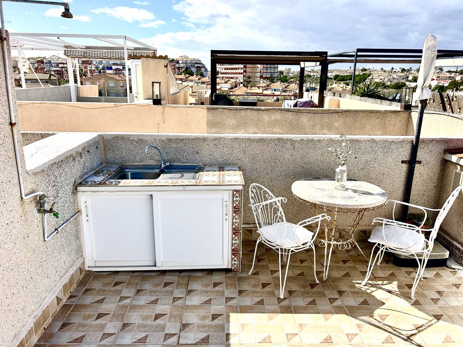 2 quarto Penthouse para venda em Torrevieja com piscina garagem - 195 000 € (Ref: 9581347)