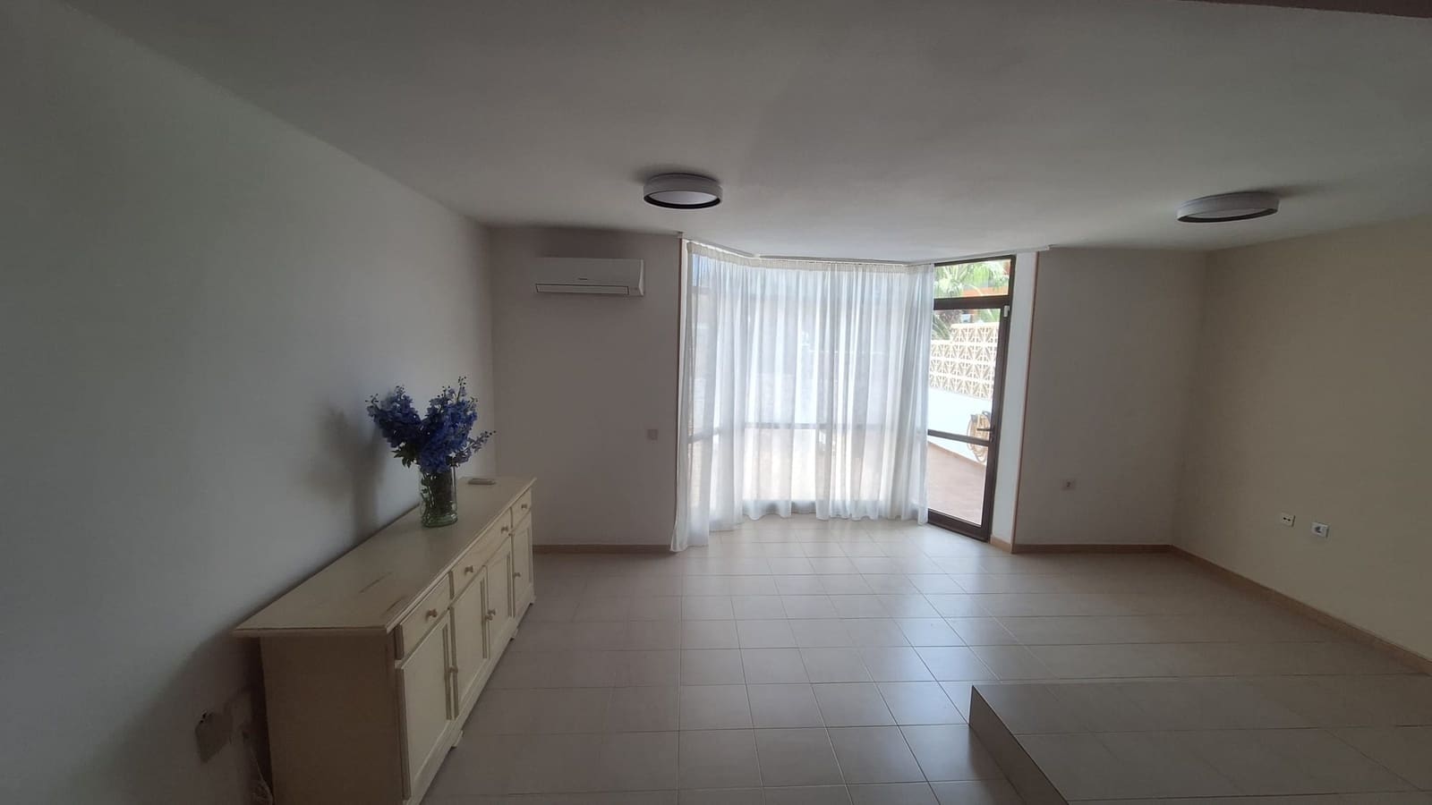 3 bedroom Terraced Villa for sale in Caleta de Fuste with pool garage - € 420,000 (Ref: 9610106)