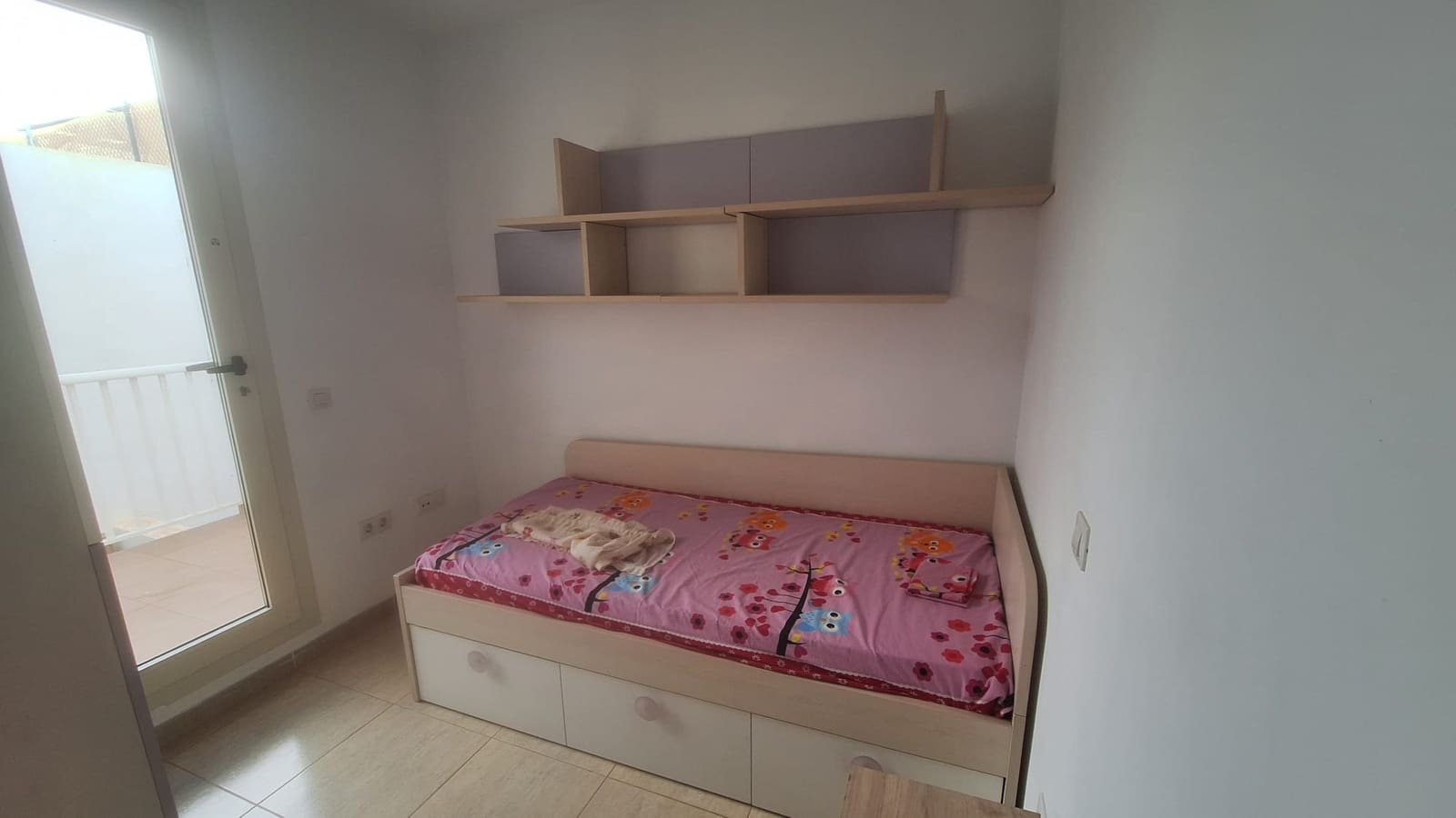 3 bedroom Flat for sale in Puerto del Rosario - € 175,000 (Ref: 9614080)