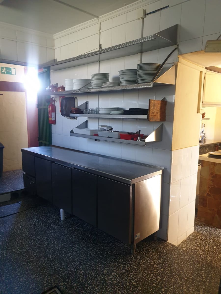 7 soveværelse Byhus til salg i Triquivijate med garage - € 540.000 (Ref: 9626485)