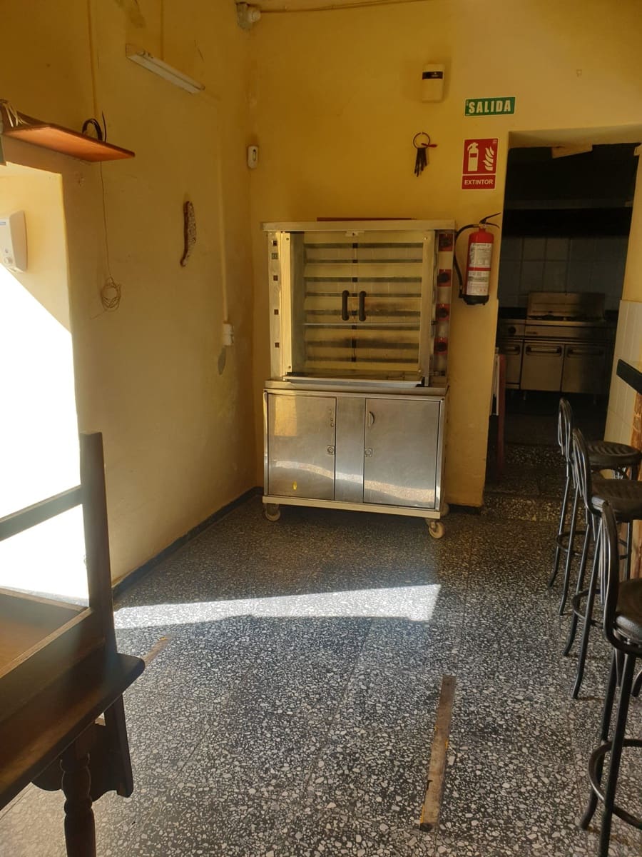 7 soveværelse Byhus til salg i Triquivijate med garage - € 540.000 (Ref: 9626485)