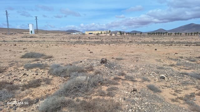 Tontti myytävänä paikassa Nuevo Horizonte, Antigua - 28 000 € (Ref: 9626488)