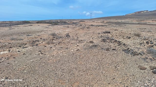 Tontti myytävänä paikassa Nuevo Horizonte, Antigua - 28 000 € (Ref: 9626488)