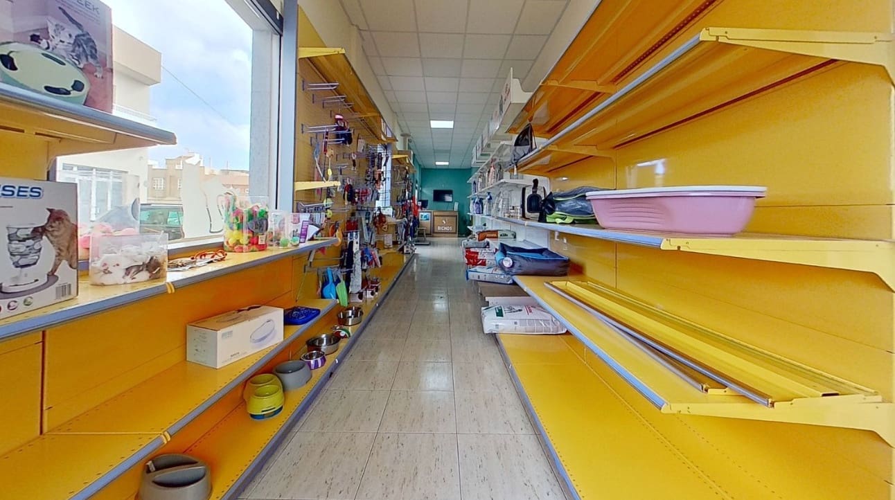 Komercyjne na sprzedaż w Puerto del Rosario - 220 000 € (Ref: 9628249)