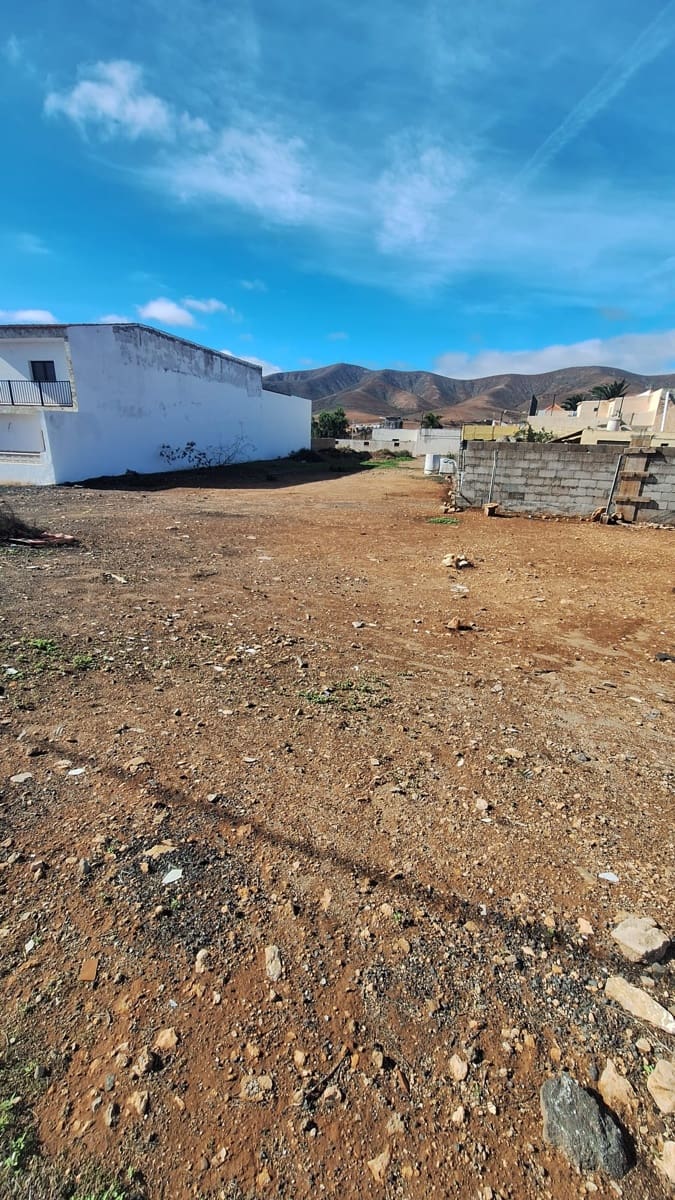 Działka budowlana na sprzedaż w Antigua - 98 000 € (Ref: 9631769)