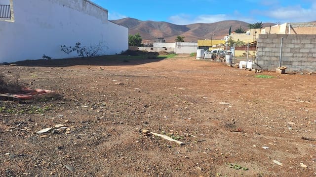 Działka budowlana na sprzedaż w Antigua - 98 000 € (Ref: 9631769)