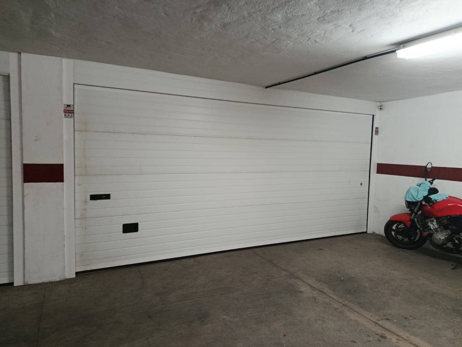 Garage till salu i Puerto del Rosario - 35 000 € (Ref: 9631779)