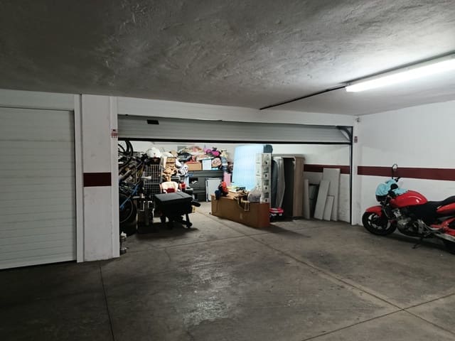 Garage till salu i Puerto del Rosario - 35 000 € (Ref: 9631779)