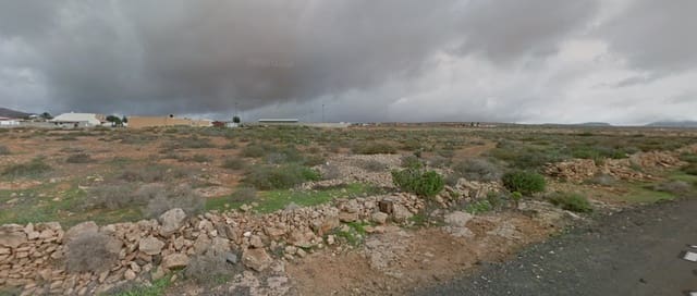 Działka budowlana na sprzedaż w Antigua - 100 000 € (Ref: 9631845)