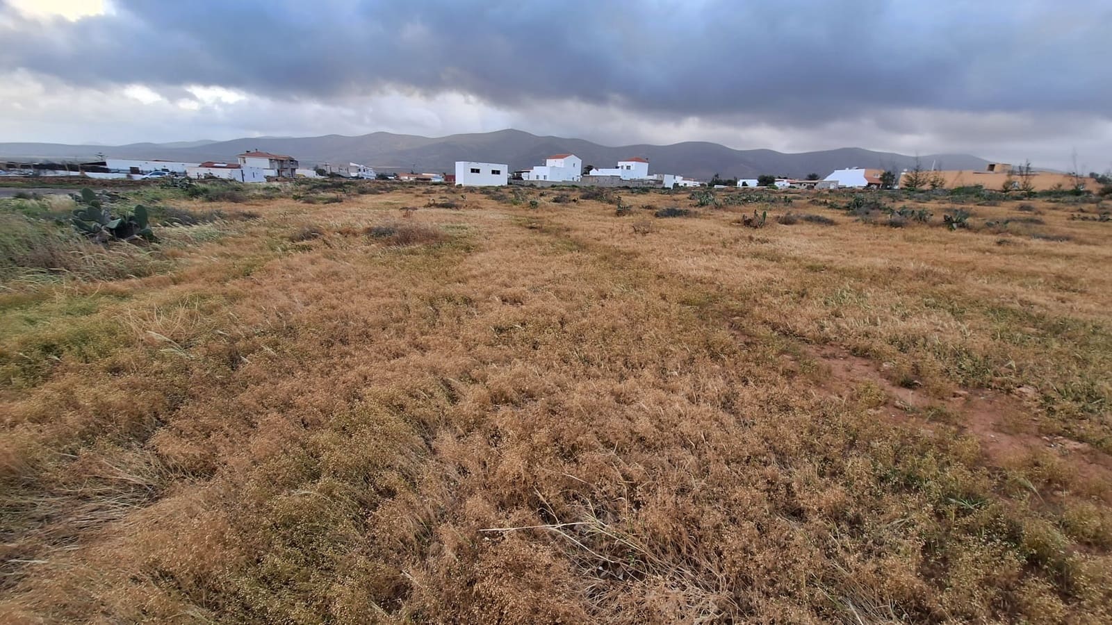 Building Plot for sale in Antigua - € 100,000 (Ref: 9631845)